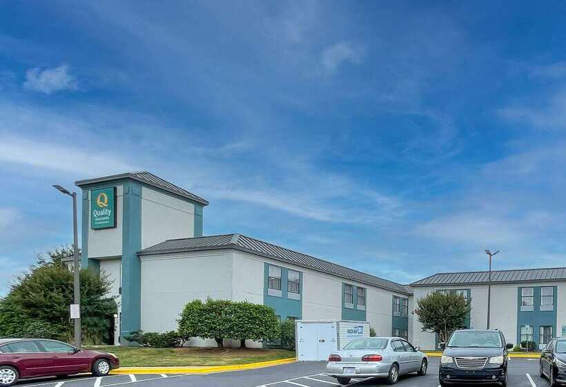 Hotel Quality Inn & Suites Clemmons I40