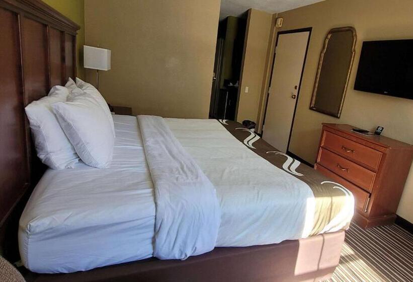 هتل Quality Inn & Suites Columbia I70