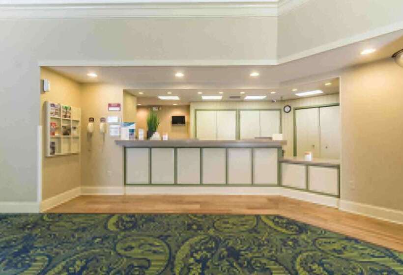 酒店 Quality Inn & Suites Conference Center