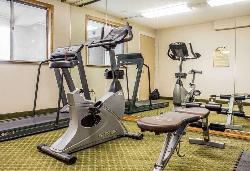 هتل Quality Inn & Suites Moline  Quad Cities