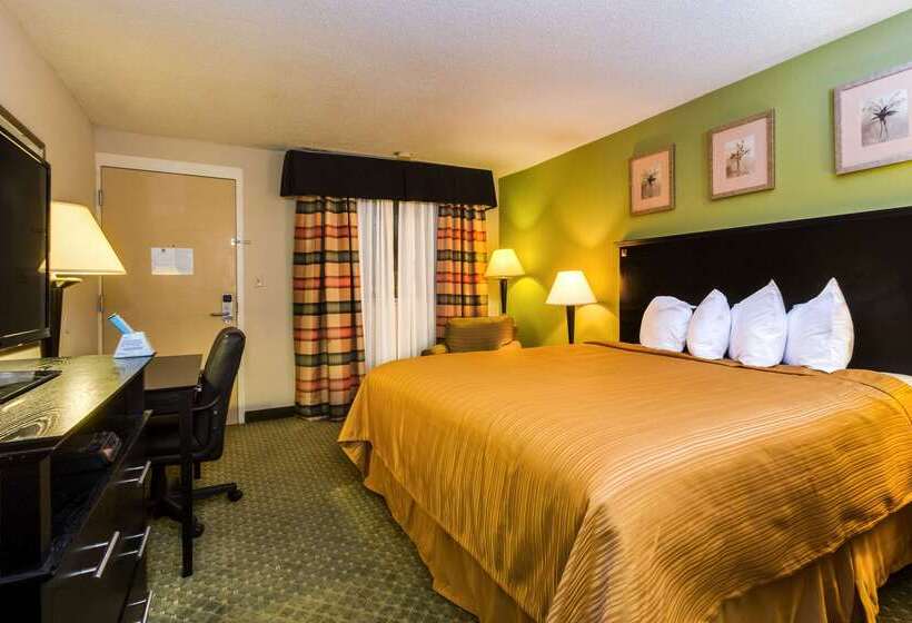 هتل Quality Inn & Suites Moline  Quad Cities