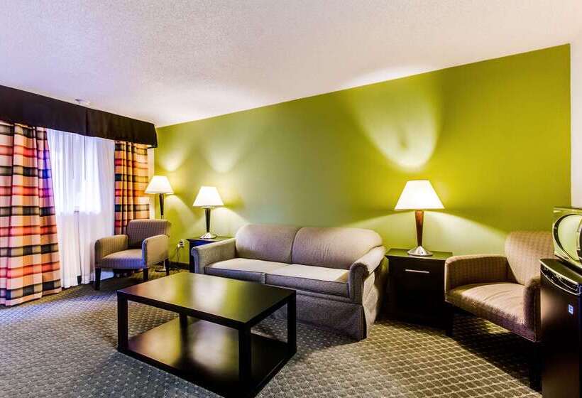 Hotel Quality Inn & Suites Moline  Quad Cities