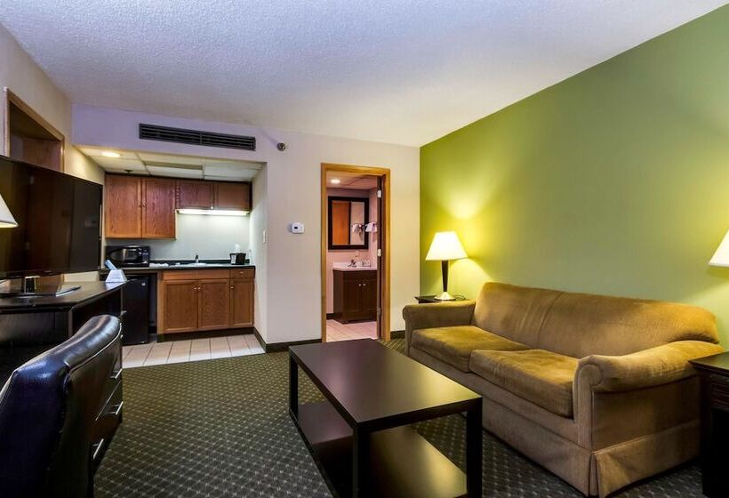هتل Quality Inn & Suites Moline  Quad Cities