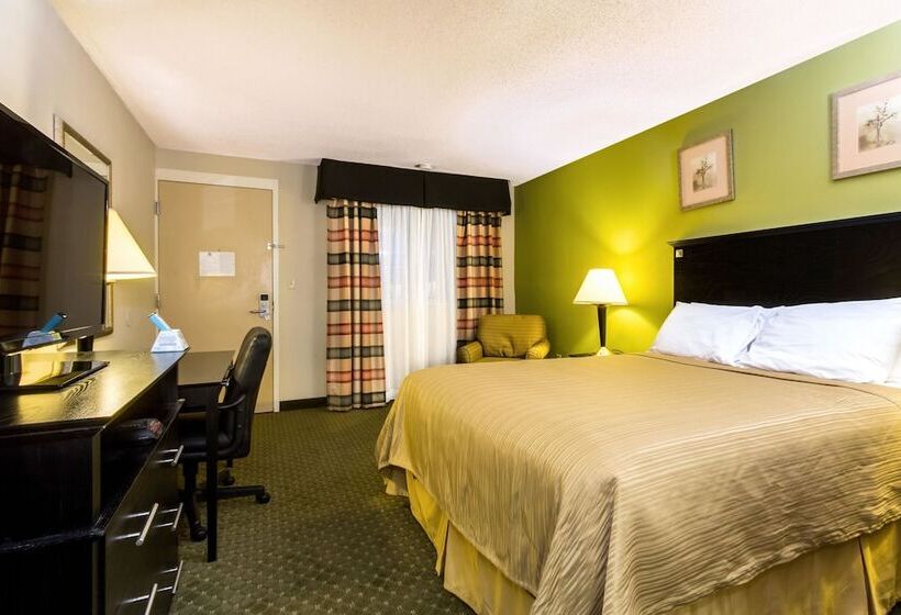 هتل Quality Inn & Suites Moline  Quad Cities