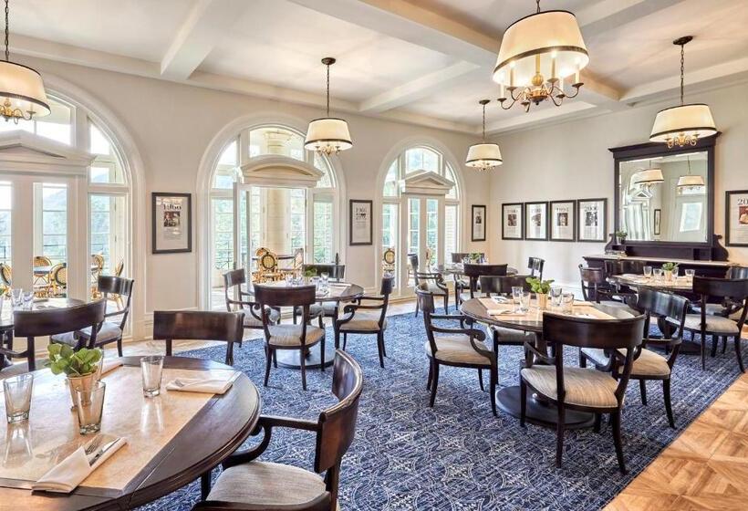 酒店 The Omni Homestead Resort & Spa