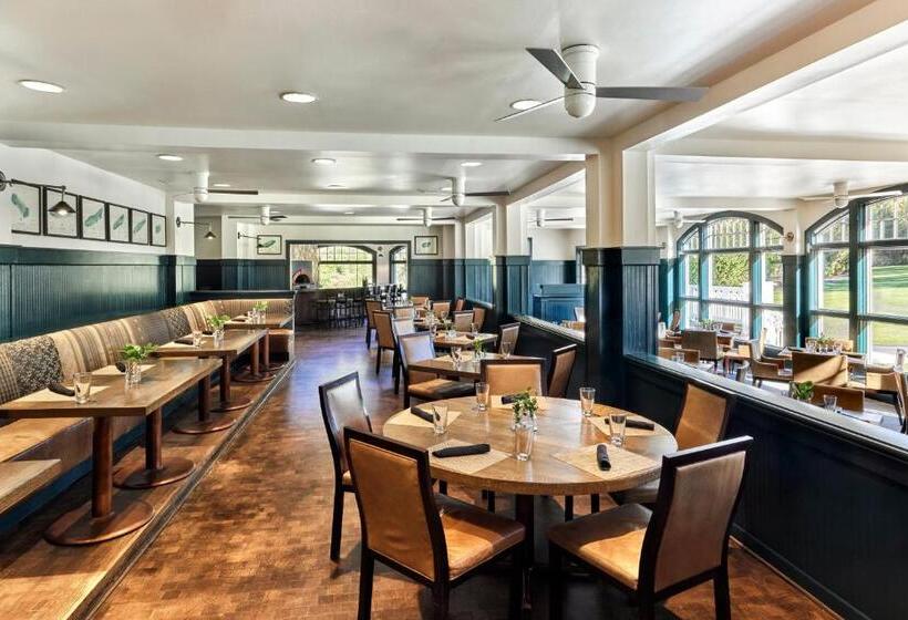 酒店 The Omni Homestead Resort & Spa