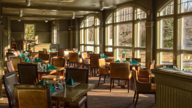 酒店 The Omni Homestead Resort & Spa