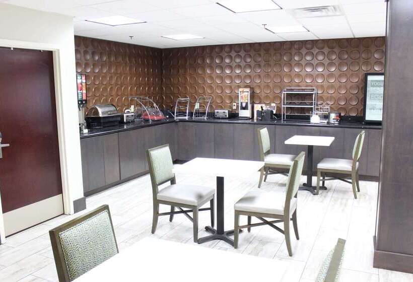 فندق Wingate By Wyndham Savannah I 95 North