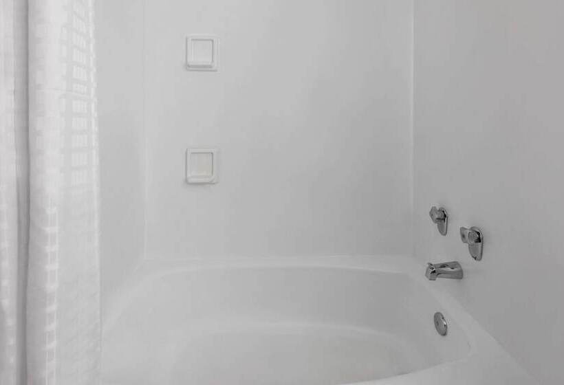 فندق Wingate By Wyndham Troy