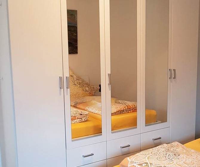 Ferienwohnung Huse
