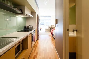 Tennyson, Richmond Studio Apartment