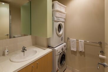 Tennyson, Richmond Studio Apartment