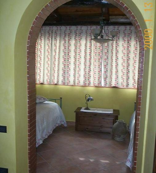 فندق Agriturismo A Casa Di Anna