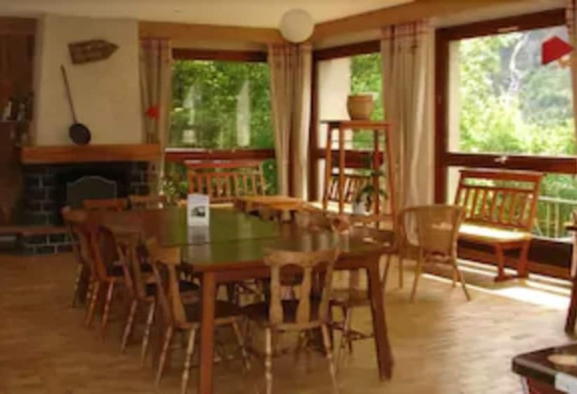 ホテル Village Vacances Le Salvagny