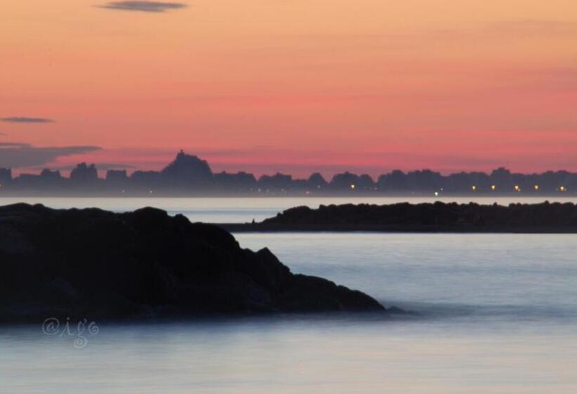 هتل Hôtel Le Carnon