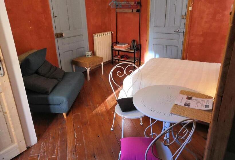 مبيت وإفطار La Petite étoile D Hôtes En Mercantour