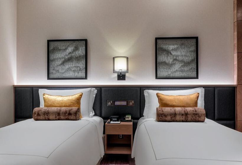 Fotos del hotel Taj Jumeirah Lakes Towers:  2