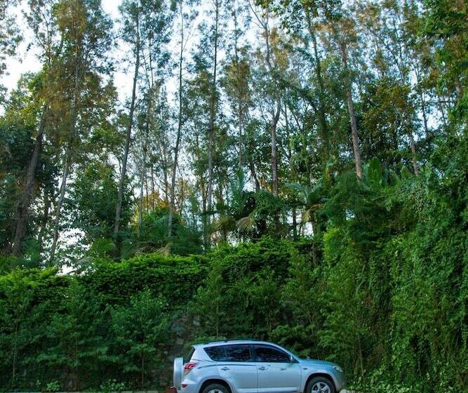 هتل Malkia Trees Lodge