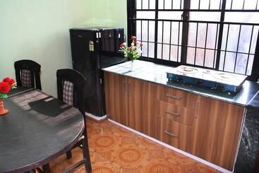 پانسیون Sitapaila Home Stay And Apartment