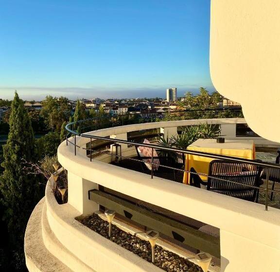 تختخواب و صبحانه Quand La Ville Dort