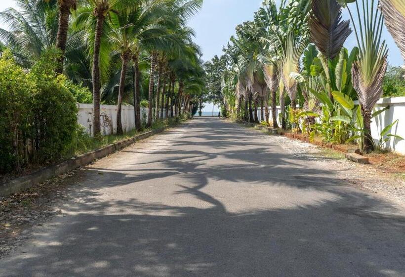 هتل Ayodhaya Palace Beach Resort   Sha Plus Certified