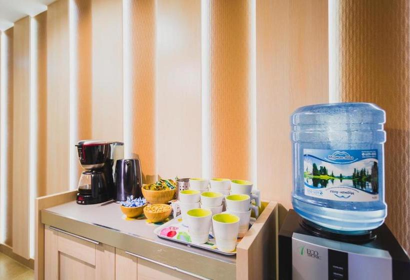هتل Rooms And Breakfast