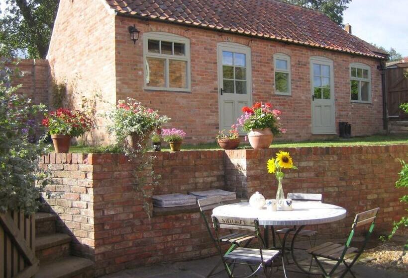 تختخواب و صبحانه Ivy Cottage