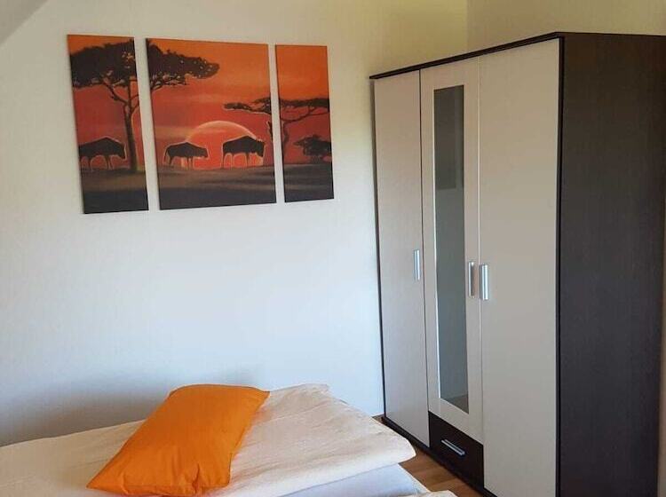 Lorenz Apartment 2