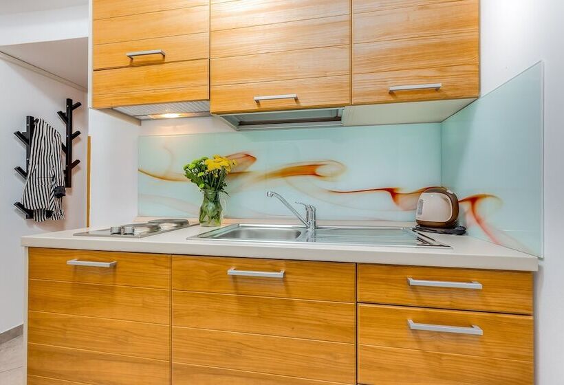 Main Street Apartments