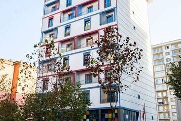 Mugwort Hotel & Spa