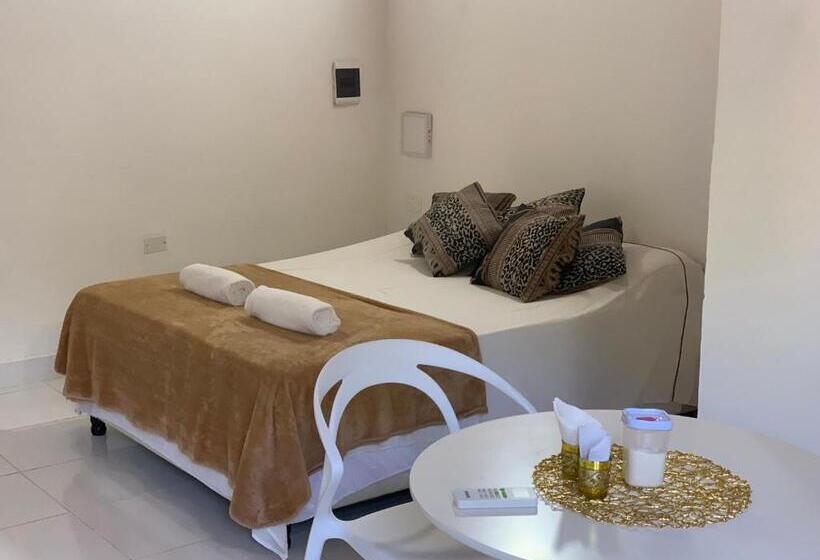 پانسیون Las Salinas Hostal
