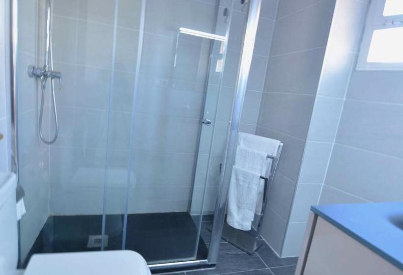 تختخواب و صبحانه Reus Bedrooms 2 Habitaciones Con Baño Privado, Sin Cocina