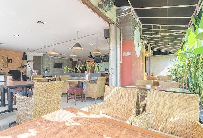 فندق Reddoorz At H Agus Salim Street Pontianak