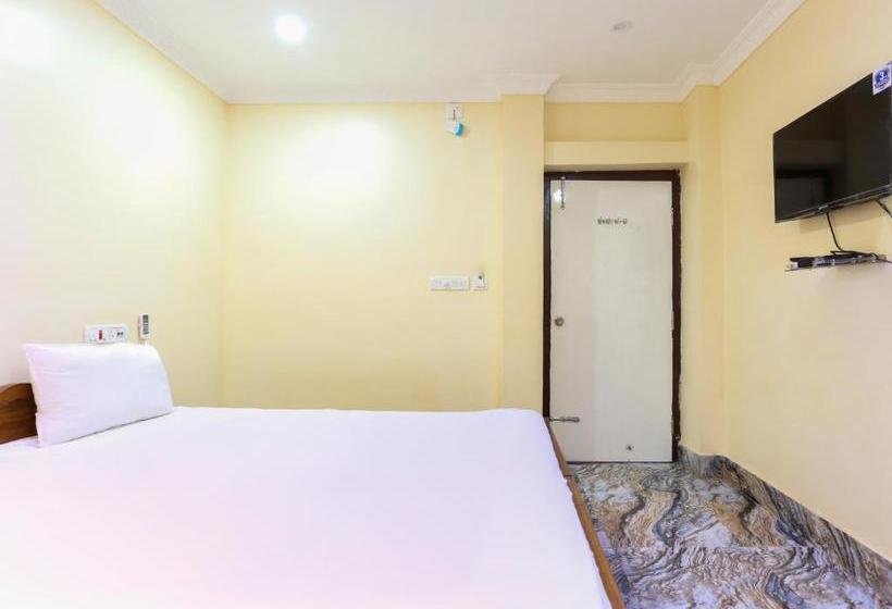 בית מלון כפרי Spot On 64406 Ssr Lodging House