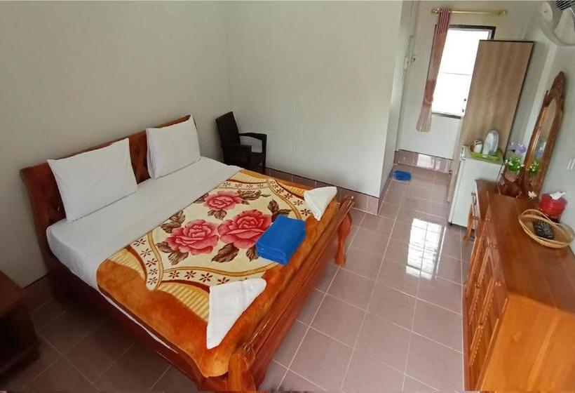 استراحتگاه Happy Lagoon Bungalow