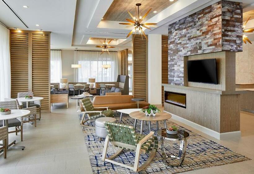 Отель Residence Inn St. Petersburg Tierra Verde