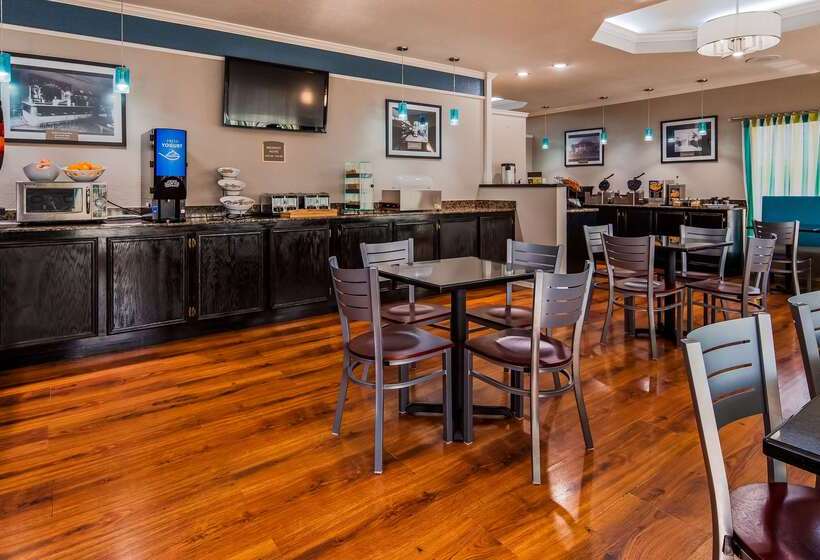 هتل Best Western Post Oak Inn