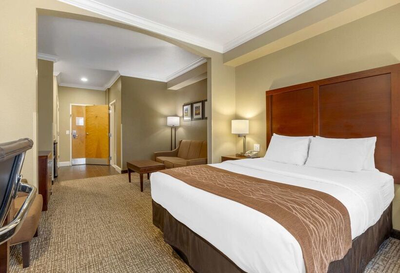 هتل Comfort Inn Arcata