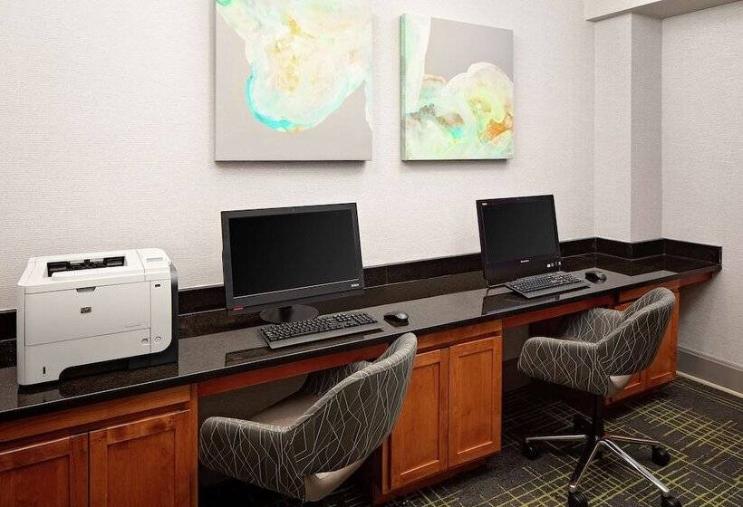 هتل Hampton Inn Louisville Downtown