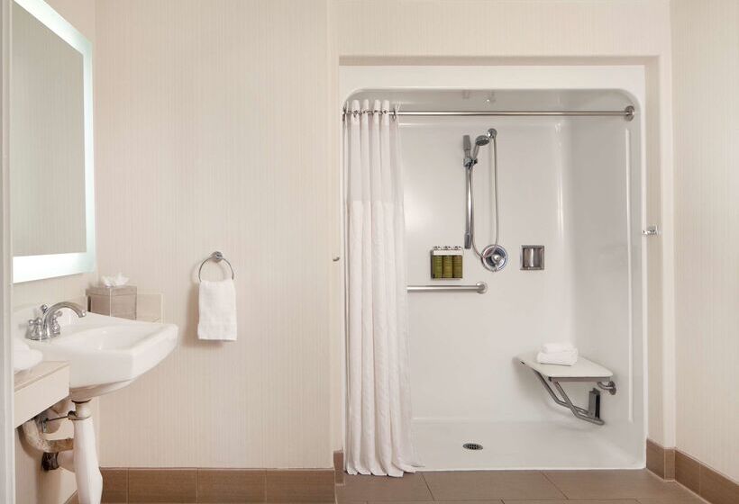 هتل Hilton Santa Cruz/scotts Valley