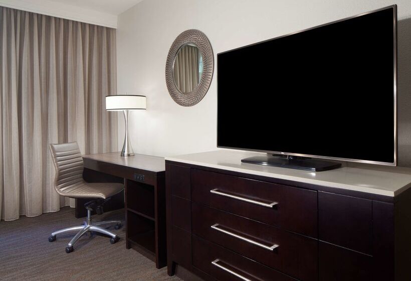 هتل Hilton Santa Cruz/scotts Valley