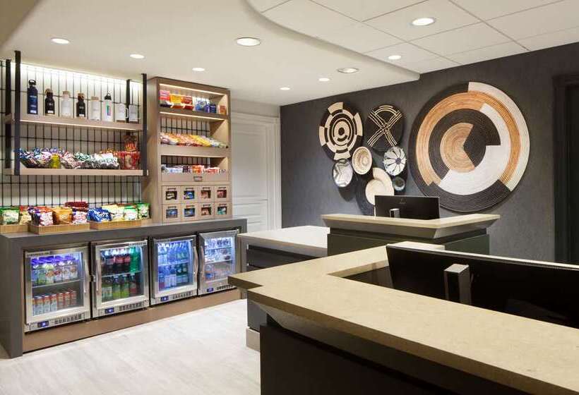 هتل Hilton Santa Cruz/scotts Valley