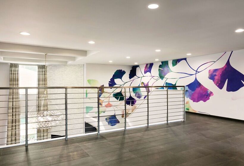 هتل Homewood Suites By Hilton Williamsburg