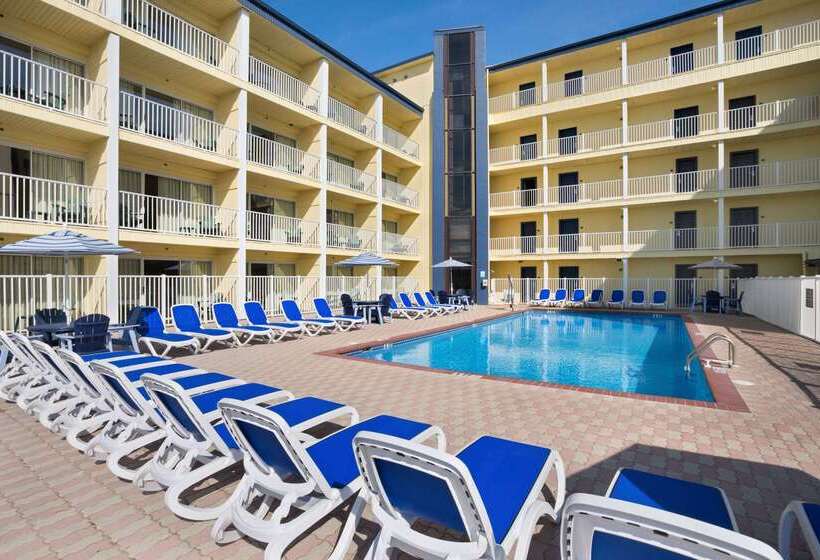 هتل Howard Johnson By Wyndham Ocean City Oceanfront