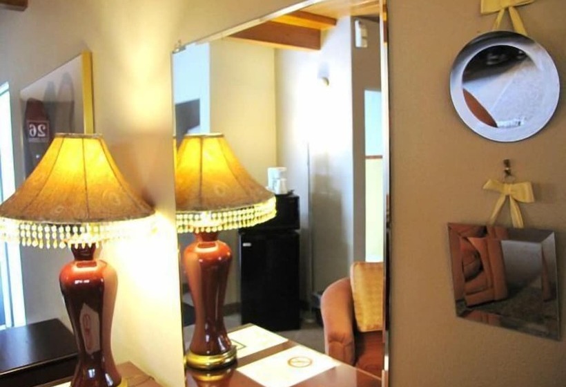 فندق Hudson Manor Inn