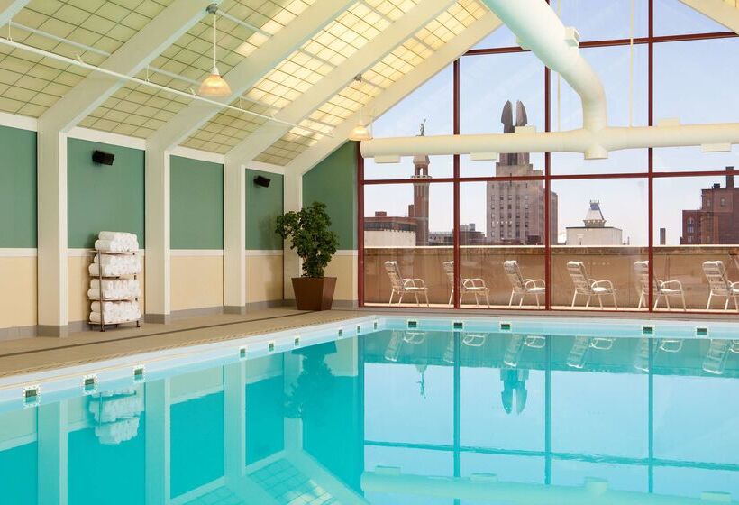 هتل Hyatt Regency Rochester