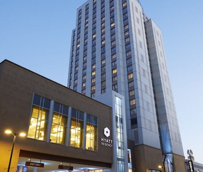 هتل Hyatt Regency Rochester