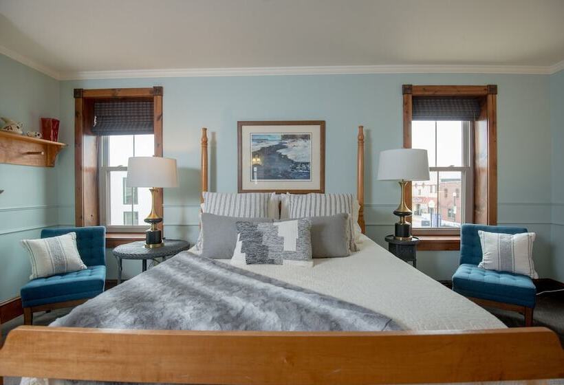 هتل Inn At Cedar Crossing