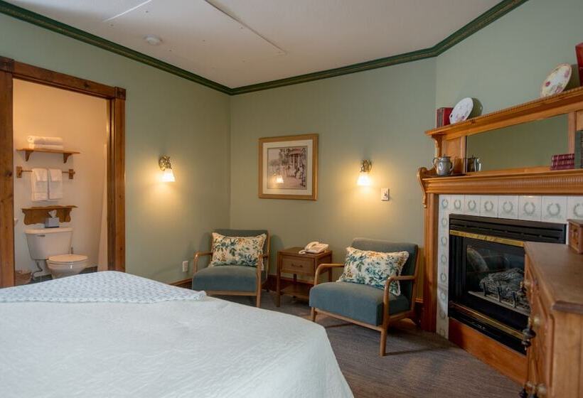 هتل Inn At Cedar Crossing
