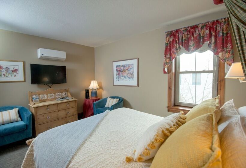 هتل Inn At Cedar Crossing